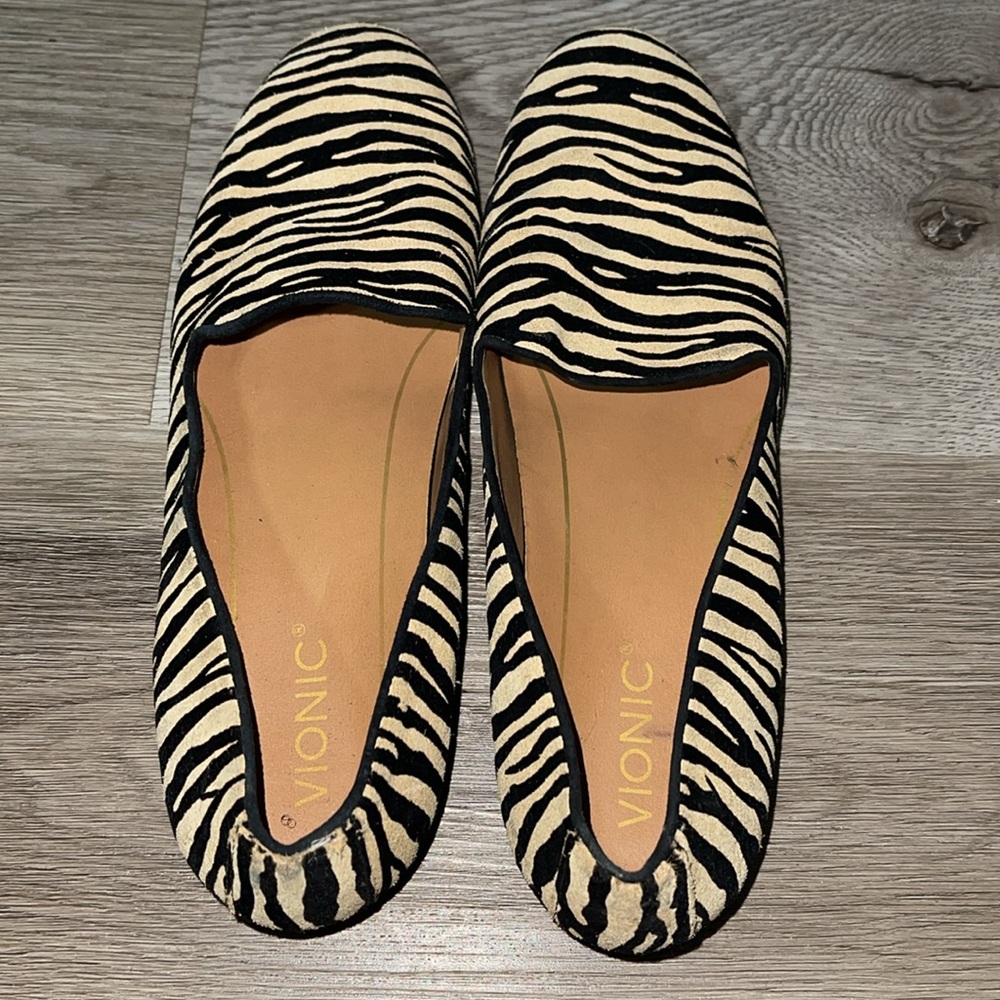 Vionic Women’s Willa Tiger Print Loafers 9.5 - Picture 7 of 11
